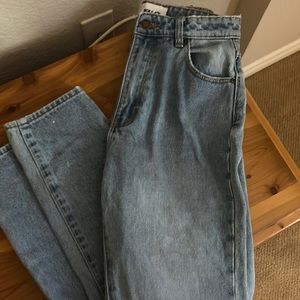 High waisted jeans